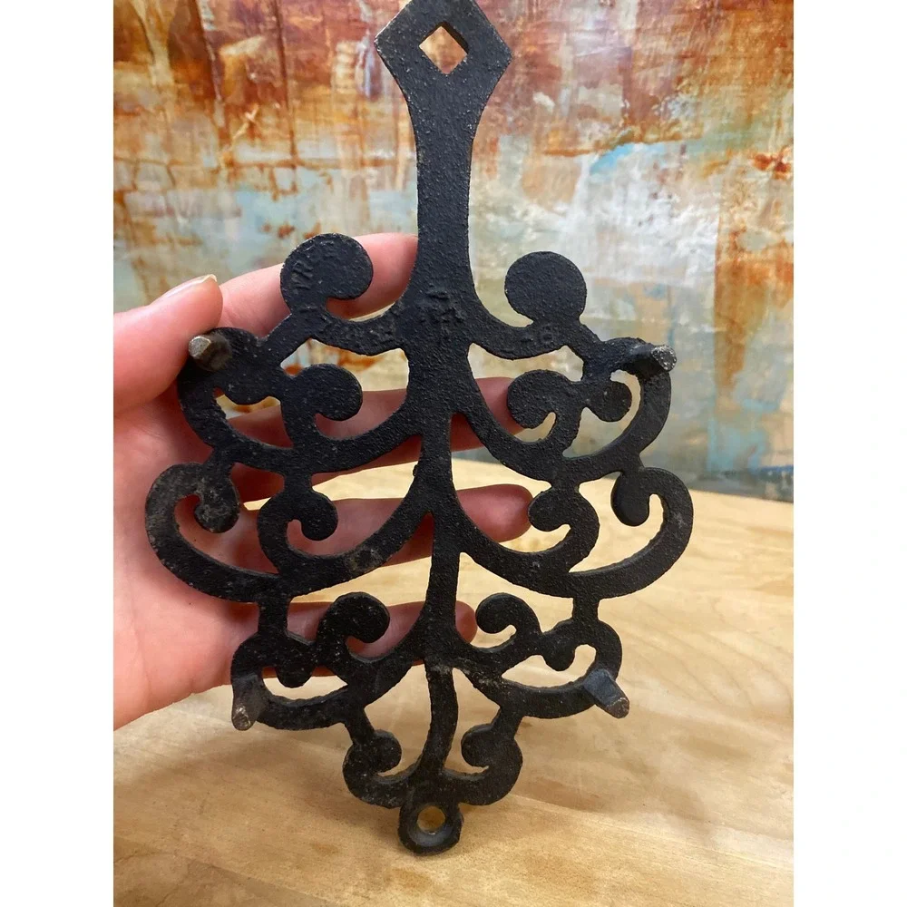 Vintage Cast Iron Family Tree Trivet Ornate Scroll Wall Hanging Kitchen Decor